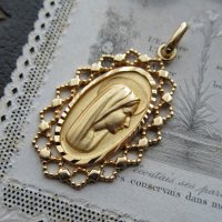 ルルドの聖母のGOLD PLATEメダイ