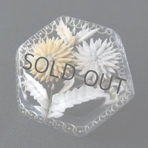 画像: ルーサイトのお花のブローチ