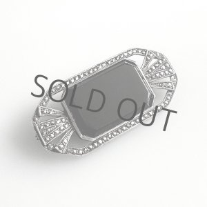 画像: オニキス、マーカサイトのシルバーブローチ