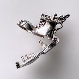 画像: 開くブーツの家のシルバーチャーム