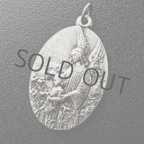 画像: 守護天使ガーディアンとファティマの聖母のメダイ(Ruffony作 )