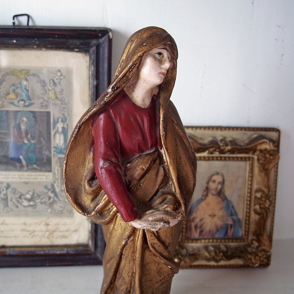 悲しみの聖母マリア像 Eggplant