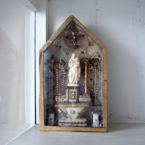 画像: 聖母子像が納められた19世紀のルリケール