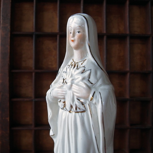 画像: 磁器製の御心の聖母マリア像