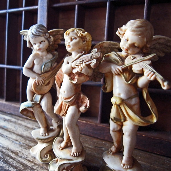 画像: 楽器を奏でる天使像（3体セット）