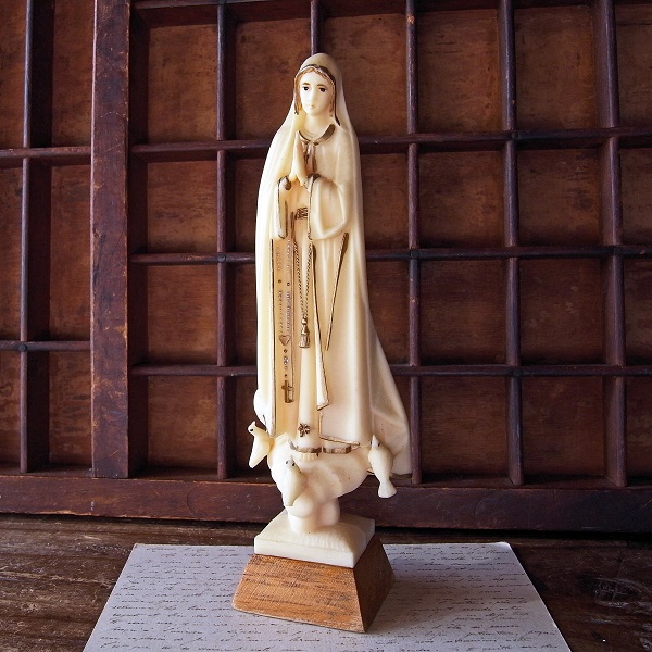 画像: 小鳥と聖母マリア像