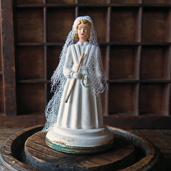 画像: 初聖体の少女のドール