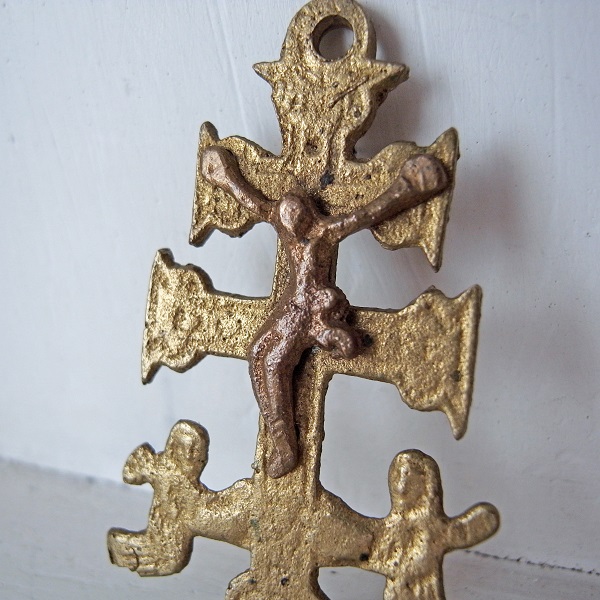 画像: カラバカの19世紀の十字架
