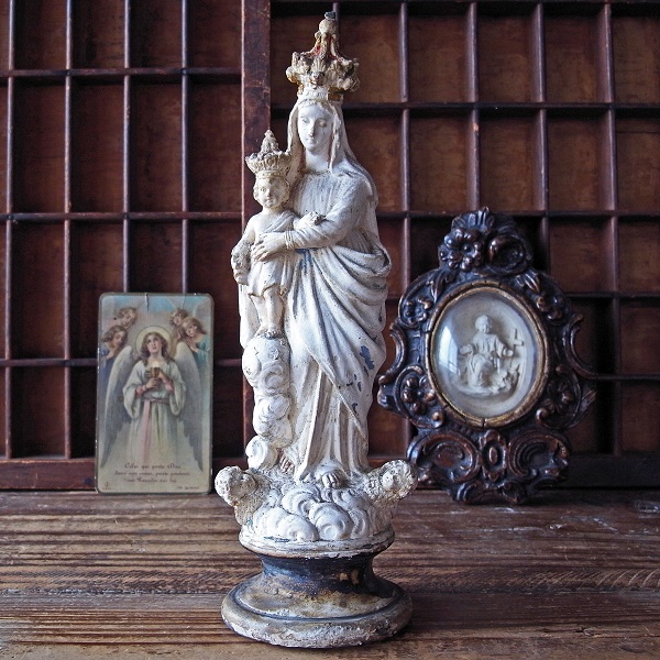 画像: パリの勝利の聖母像（19世紀）