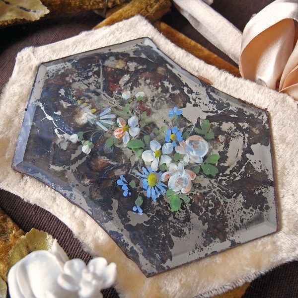画像: リボンと花のグローブ・ド・マリエ