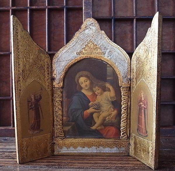 画像: 葡萄の聖母の扉付き祭壇