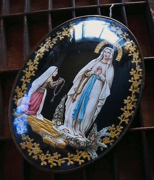 画像: ルルドの聖母のガラスフレーム