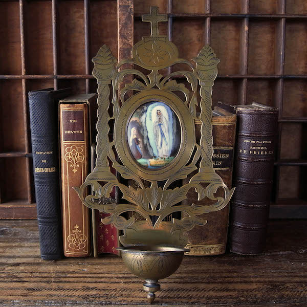 画像: ルルドの陶板画の聖水盤