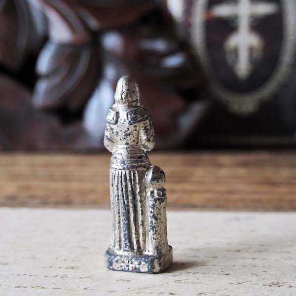画像: ジャンヌダルクの小さな聖像
