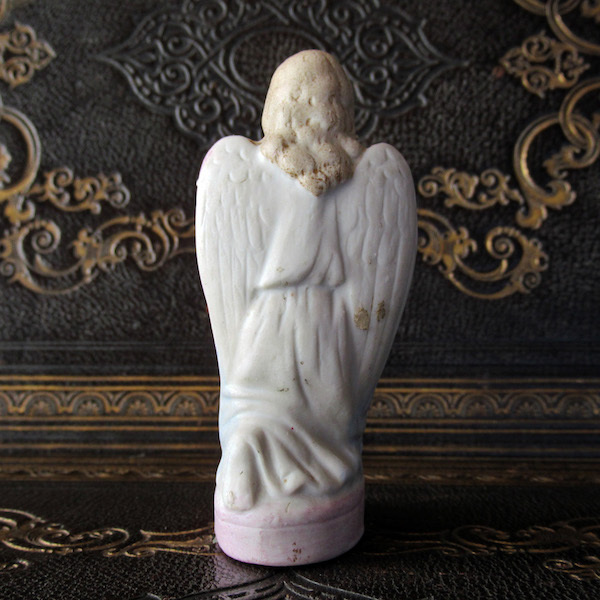 画像: 磁器の天使像