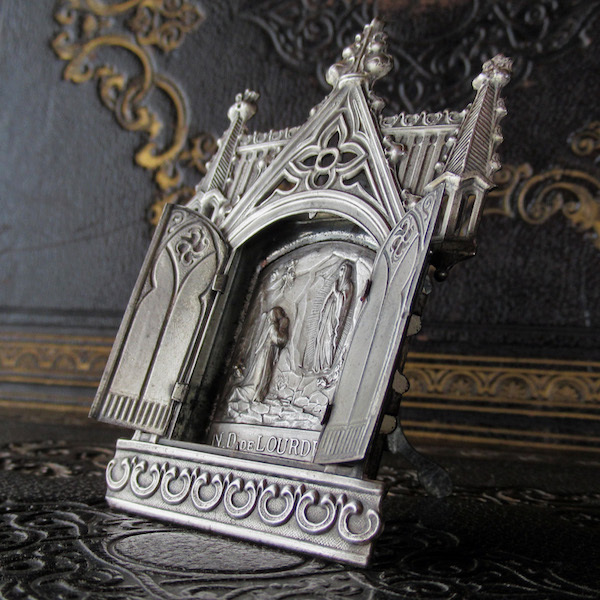 画像: ルルドの聖母マリアの扉付き祭壇