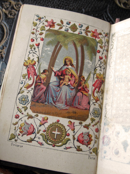 画像: ラテン語とスペイン語の祈祷本（1878年）