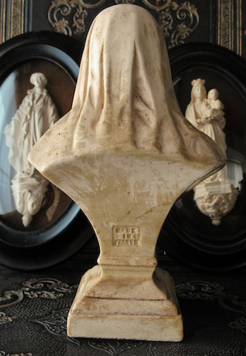 画像: 聖母マリアの石膏像