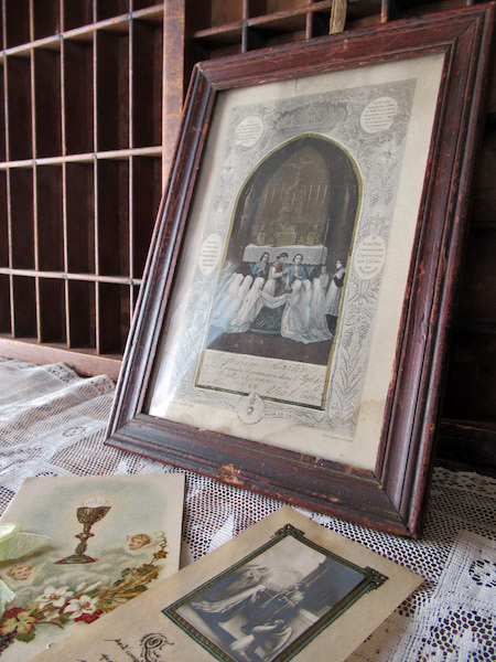 画像: 初聖体拝領記念の額とホーリーカードセット