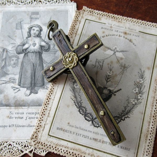画像: ドクロ付きの聖職者のクロス十字架（19世紀）