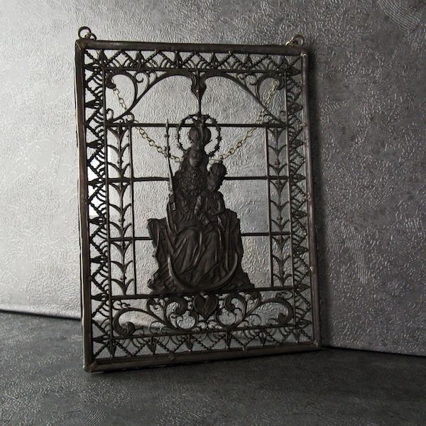 画像: ステンドグラスのような聖母子の壁掛けb