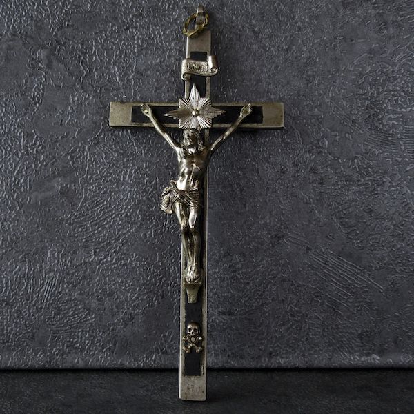 ドクロ付きの大きな聖職者の十字架(19世紀) - Eggplant