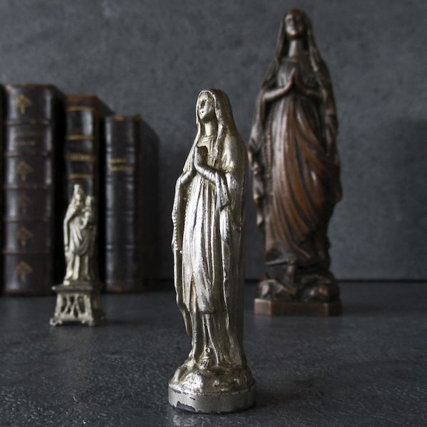 画像: 祈りの聖母マリア像