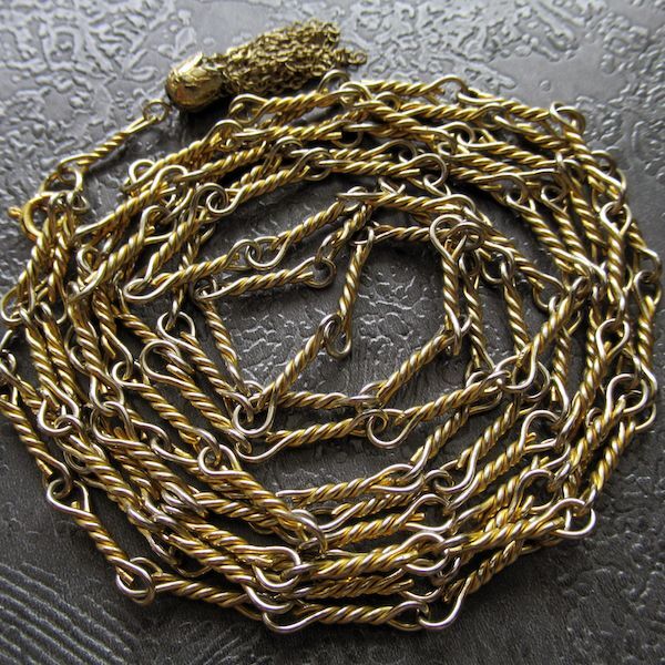 画像: ゴールドプレートのタッセル付き2連ネックレス(86cm)