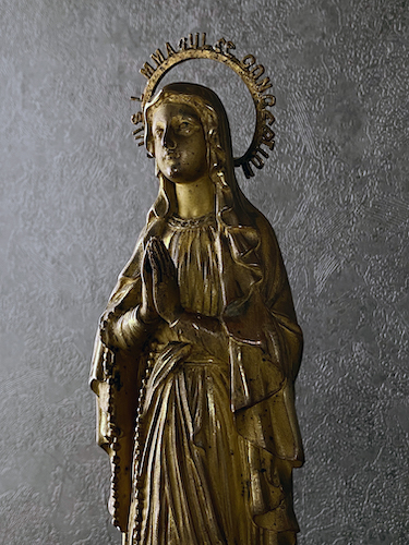 画像: ブロンズと大理石の大きな聖母マリア像