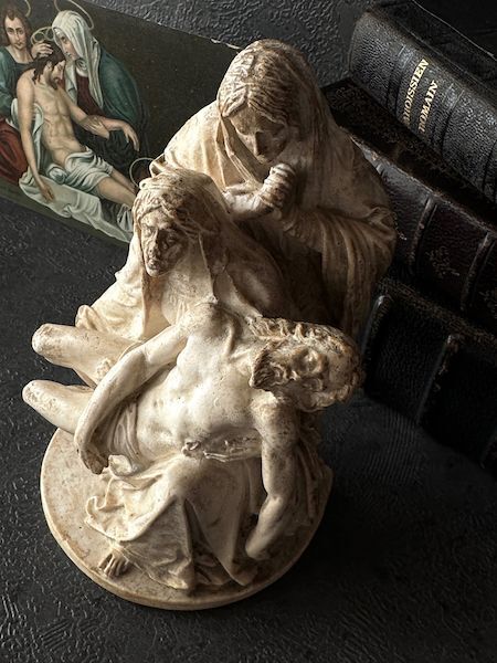 画像: キリストの降架の彫刻オブジェ(19世紀)